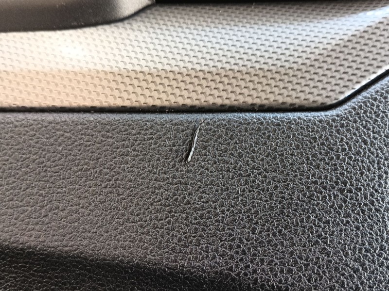 Recambio de guarnecido puerta delantera izquierda para volkswagen golf 1.5 etsi mhev referencia OEM IAM   