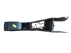 Recambio de apoyabrazos central para volkswagen golf 1.5 etsi mhev referencia OEM IAM   