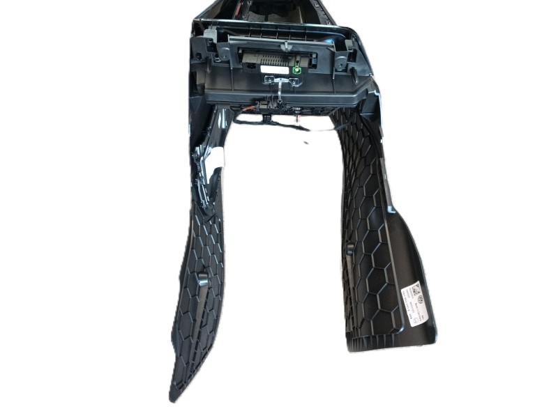 Recambio de apoyabrazos central para volkswagen golf 1.5 etsi mhev referencia OEM IAM   