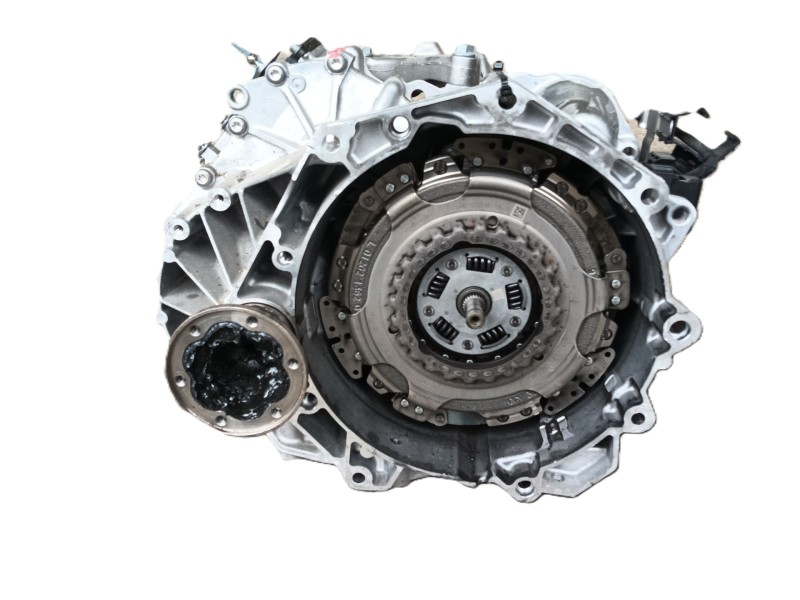 Recambio de caja cambios para volkswagen golf 1.5 etsi mhev referencia OEM IAM CW300027A003  