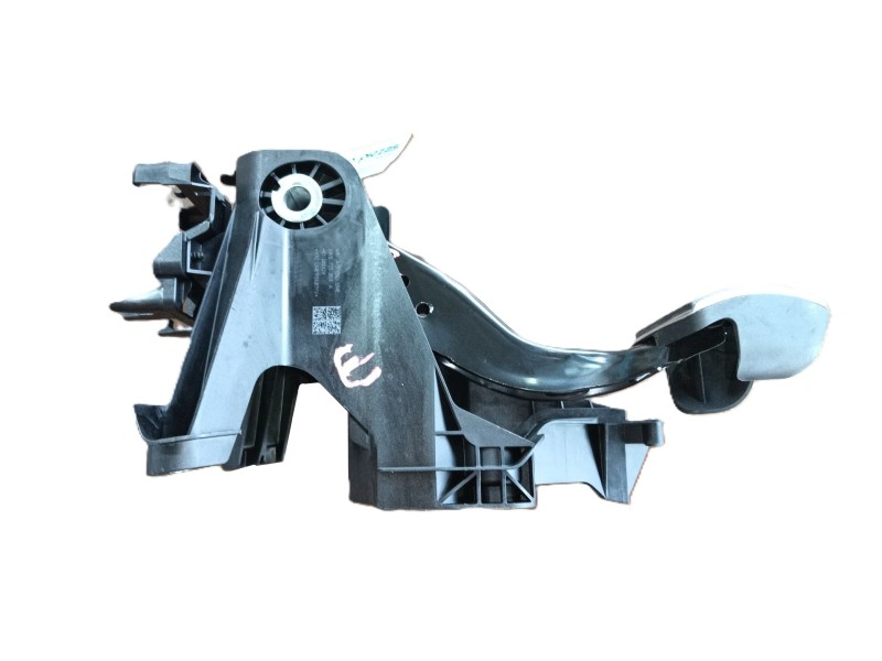 Recambio de pedal freno para volkswagen golf 1.5 etsi mhev referencia OEM IAM   
