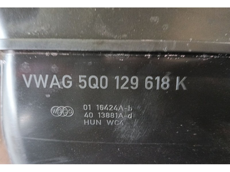 Recambio de soporte filtro aire para volkswagen golf 1.5 etsi mhev referencia OEM IAM   