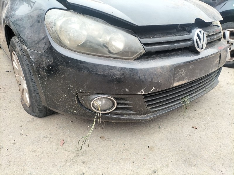 Recambio de paragolpes delantero para volkswagen golf vi (5k1) 1.6 tdi referencia OEM IAM 5K0807217BLGRU  