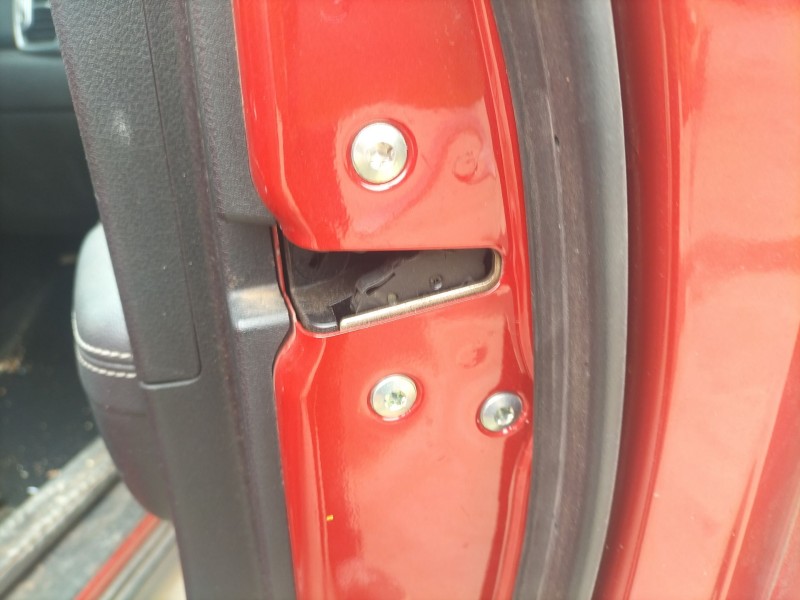 Recambio de cerradura puerta delantera derecha para kia sportage iv (ql, qle) 1.6 gdi referencia OEM IAM 81320F1000  