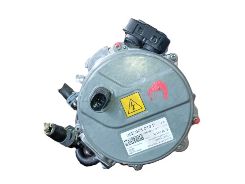 Recambio de alternador para volkswagen golf 1.5 etsi mhev referencia OEM IAM 5E903019K  