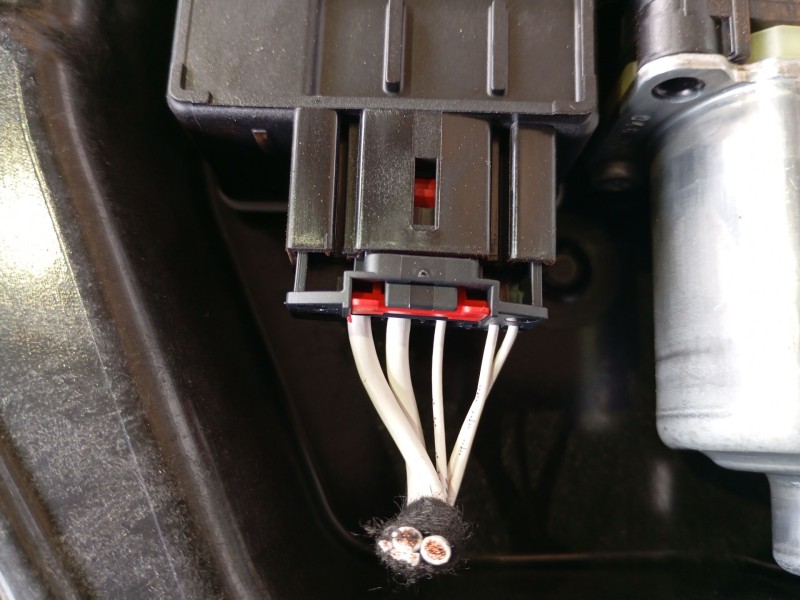 Recambio de elevalunas trasero izquierdo para volkswagen golf 1.5 etsi mhev referencia OEM IAM   