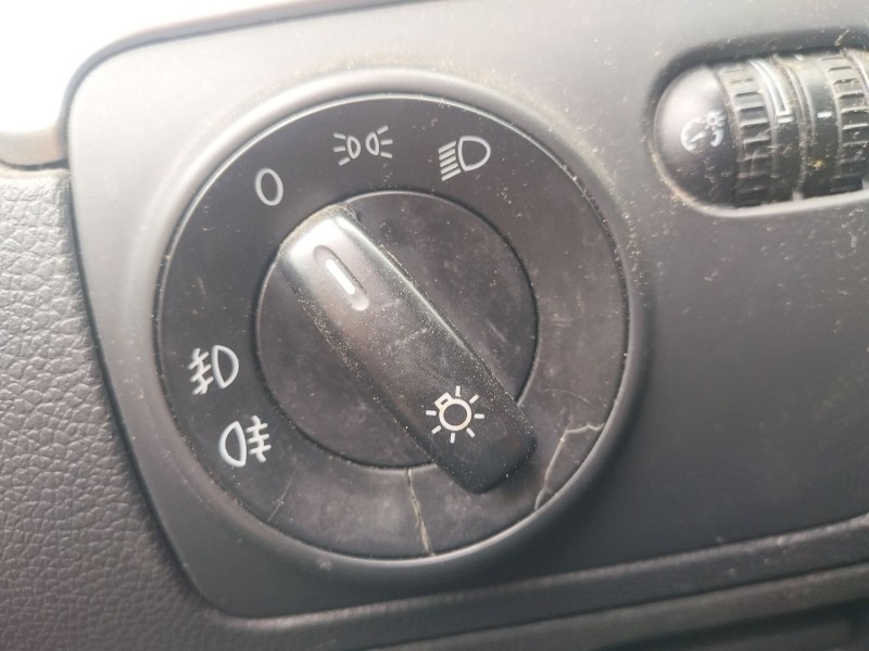 Recambio de mando luces para volkswagen golf vi (5k1) 1.6 tdi referencia OEM IAM   
