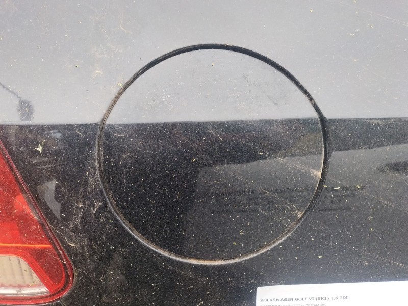 Recambio de tapa exterior combustible para volkswagen golf vi (5k1) 1.6 tdi referencia OEM IAM   