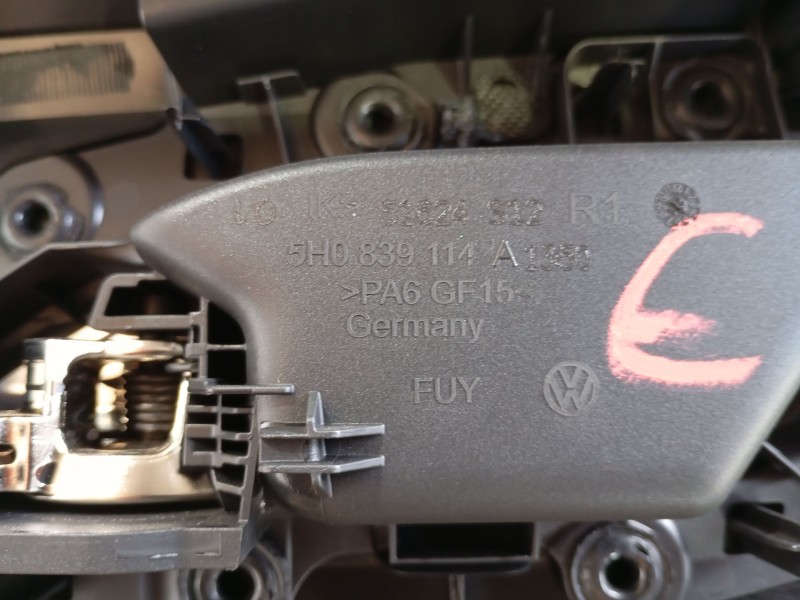 Recambio de guarnecido puerta trasera derecha para volkswagen golf 1.5 etsi mhev referencia OEM IAM   