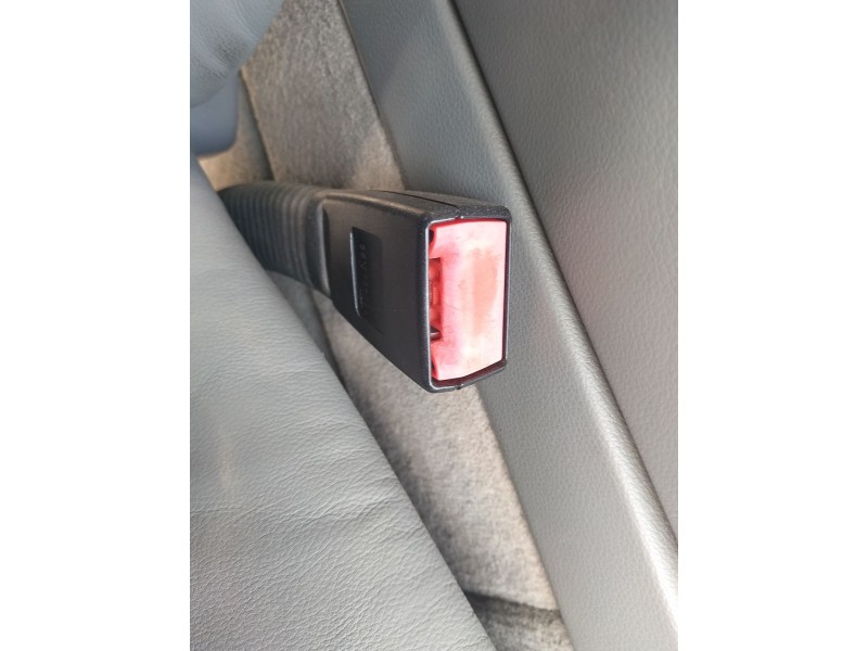 Recambio de enganche cinturon delantero derecho para bmw 7 (e65, e66, e67) 730 d referencia OEM IAM 72119177110  