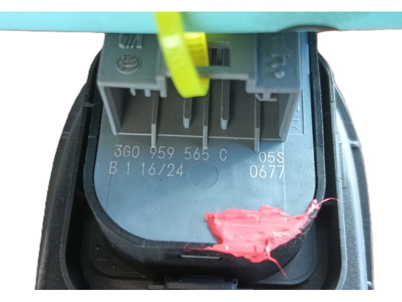 Recambio de mando elevalunas delantero izquierdo para volkswagen golf 1.5 etsi mhev referencia OEM IAM 5G0959857EWZU 5G0959857E 