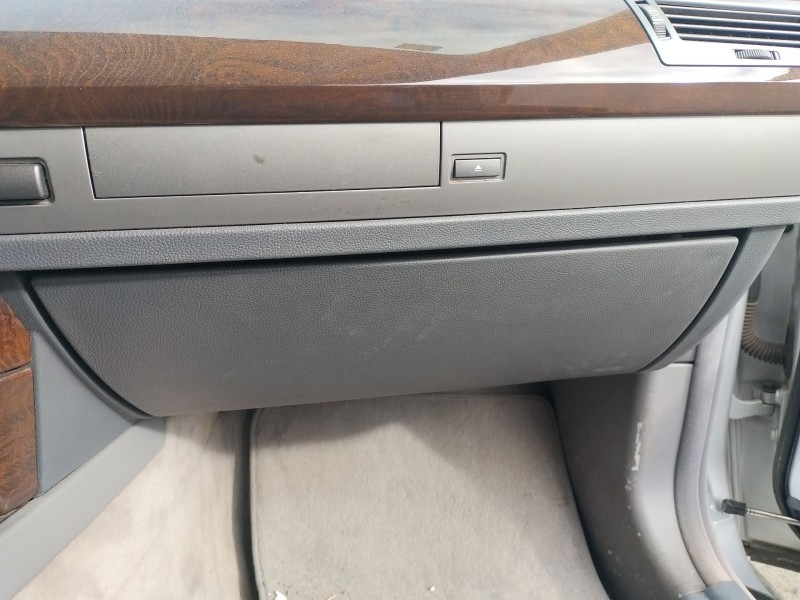 Recambio de guantera para bmw 7 (e65, e66, e67) 730 d referencia OEM IAM 51167013025  