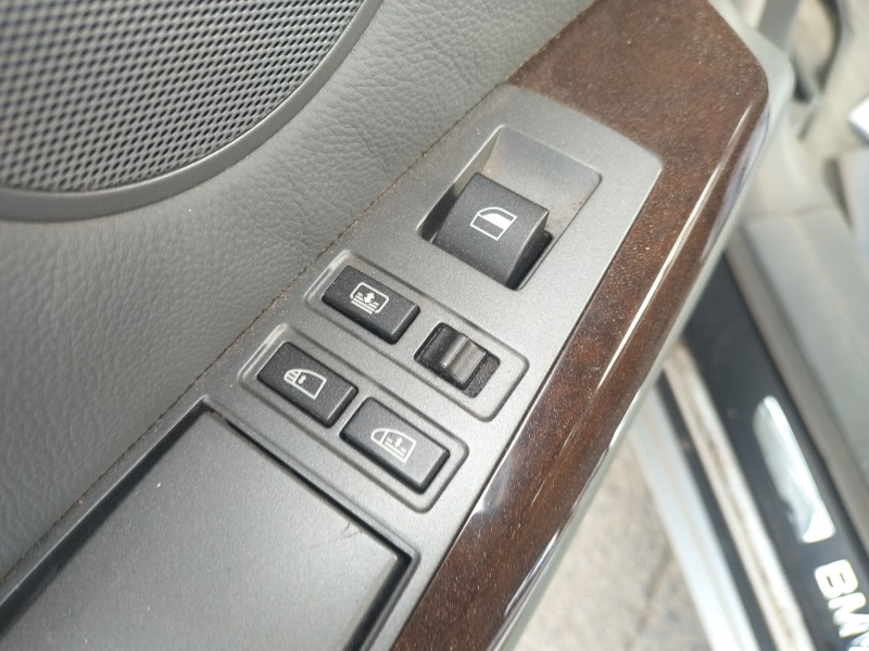 Recambio de mando elevalunas trasero izquierdo para bmw 7 (e65, e66, e67) 730 d referencia OEM IAM 61316919880  