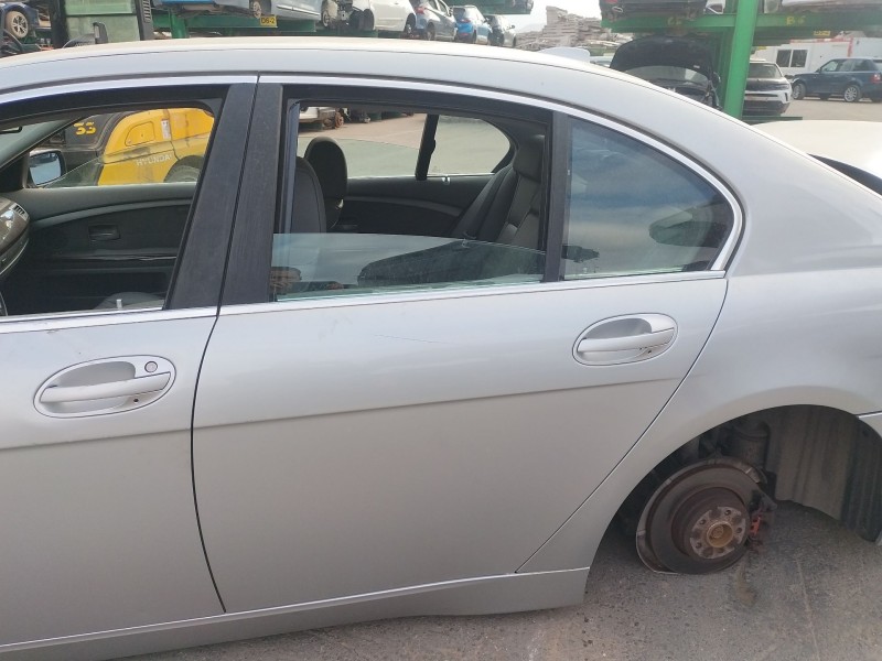 Recambio de puerta trasera izquierda para bmw 7 (e65, e66, e67) 730 d referencia OEM IAM 41517202083  