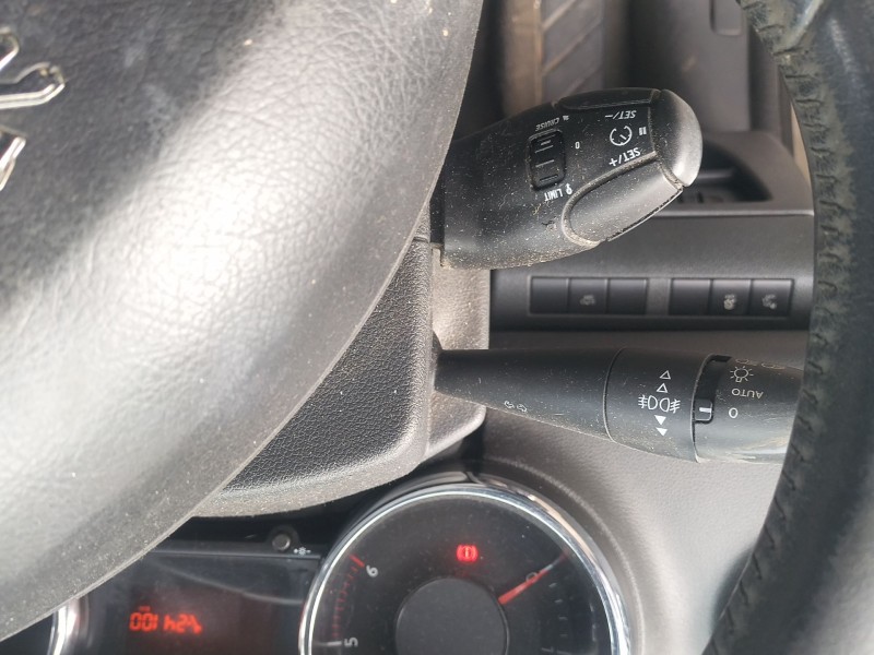 Recambio de mando multifuncion para peugeot 5008 (0u_, 0e_) 1.6 bluehdi 120 referencia OEM IAM   