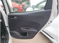 Recambio de guarnecido puerta trasera derecha para renault clio v (b7_) 1.6 e-tech 145 (b7mu) referencia OEM IAM   
