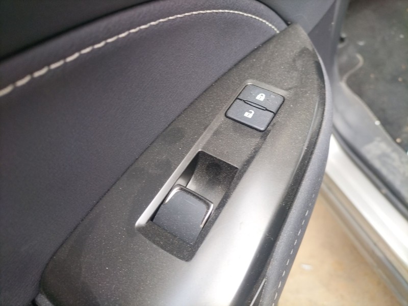 Recambio de mando elevalunas trasero izquierdo para lexus nx ii (_a2_, _h2_) 450h+ e-four (aazh26) referencia OEM IAM   