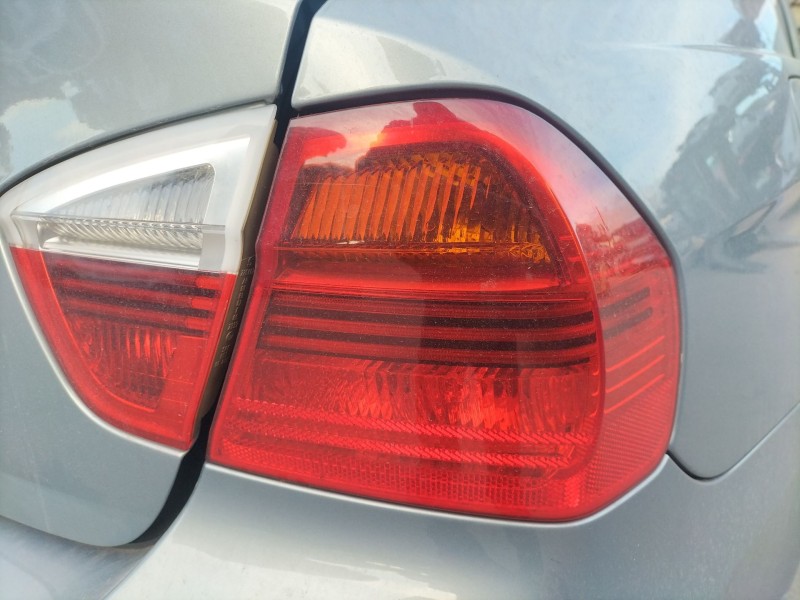 Recambio de piloto trasero derecho para bmw 3 (e90) 320 d referencia OEM IAM 63216937458  