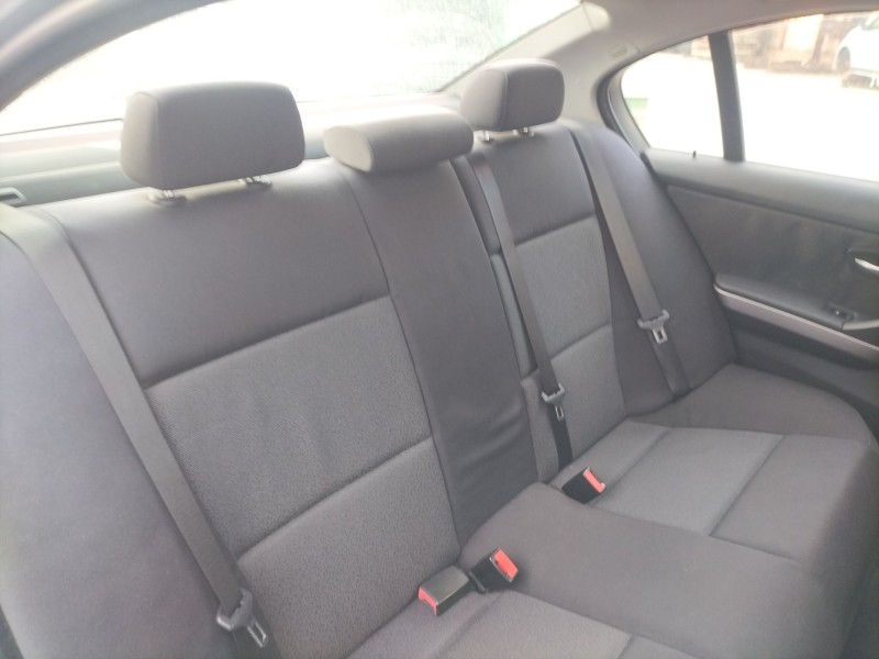 Recambio de cinturon seguridad trasero izquierdo para bmw 3 (e90) 320 d referencia OEM IAM 72117245883  