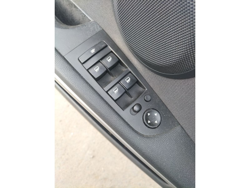 Recambio de mando elevalunas delantero izquierdo para bmw 3 (e90) 320 d referencia OEM IAM 61319217332  