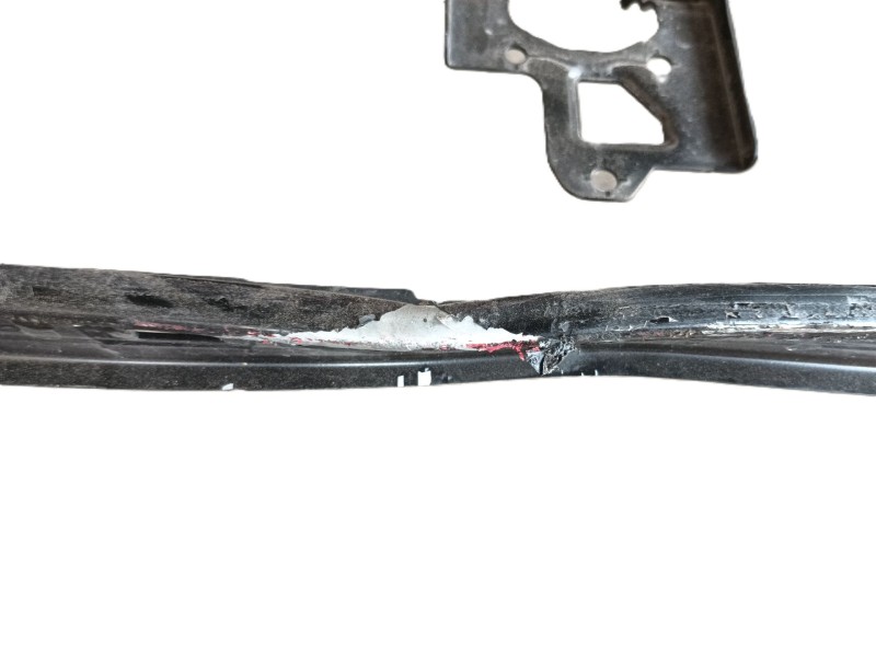 Recambio de refuerzo paragolpes delantero para volkswagen golf 1.5 etsi mhev referencia OEM IAM   