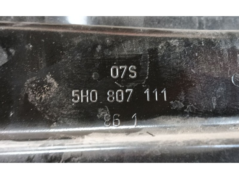 Recambio de refuerzo paragolpes delantero para volkswagen golf 1.5 etsi mhev referencia OEM IAM   