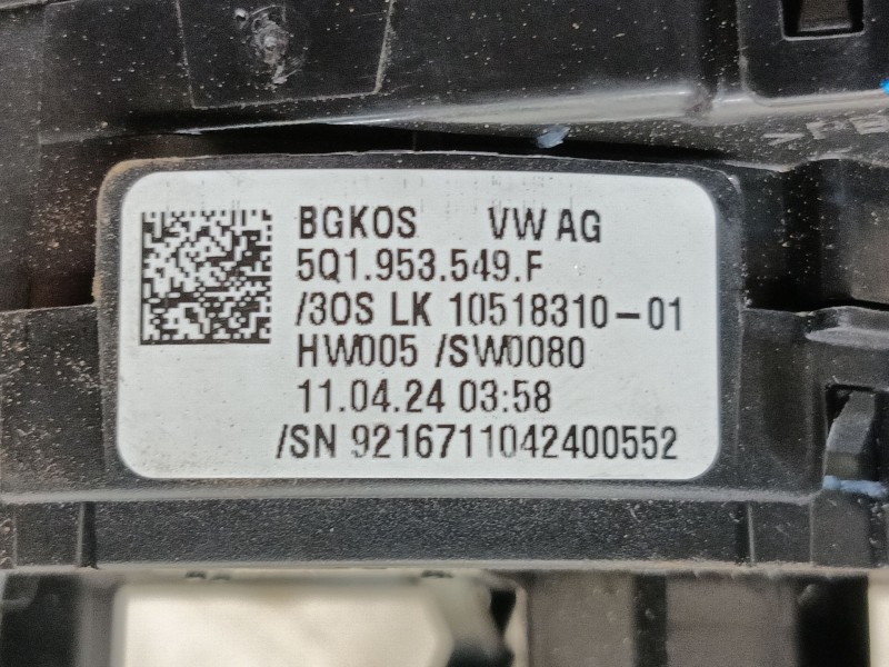 Recambio de mando multifuncion para volkswagen golf 1.5 etsi mhev referencia OEM IAM   