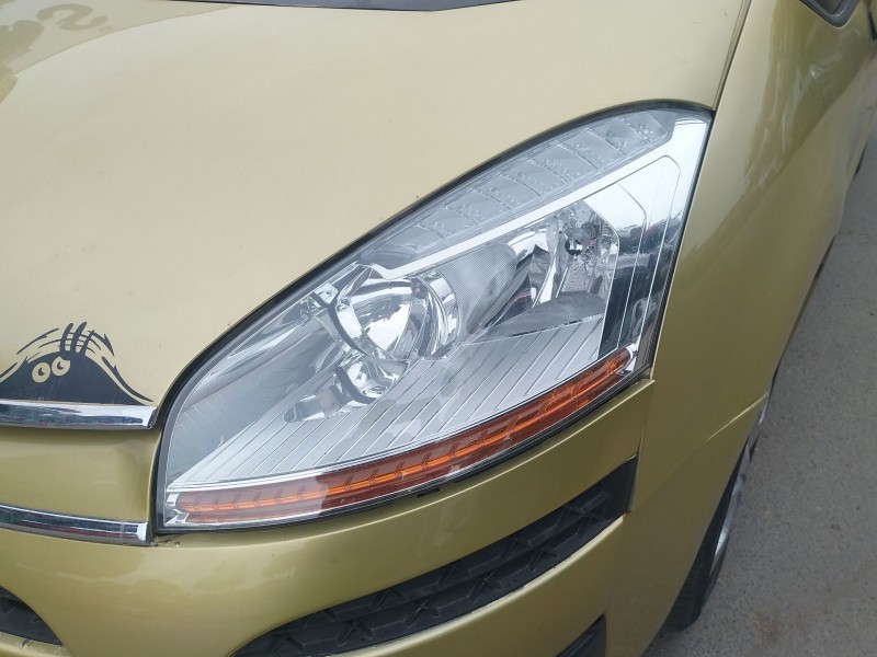Recambio de faro izquierdo para citroën c4 grand picasso i (ua_) 1.6 hdi referencia OEM IAM   