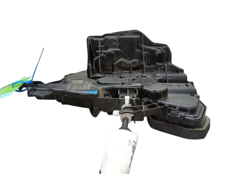 Recambio de cerradura puerta trasera derecha para volkswagen golf 1.5 etsi mhev referencia OEM IAM 3J0839016A  