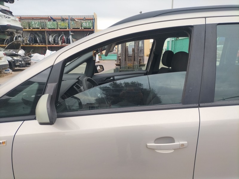 Recambio de elevalunas delantero izquierdo para opel zafira / zafira family b (a05) 1.9 cdti (m75) referencia OEM IAM   