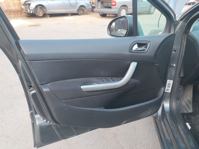 Recambio de guarnecido puerta delantera izquierda para peugeot 308 i (4a_, 4c_) 1.6 hdi referencia OEM IAM   