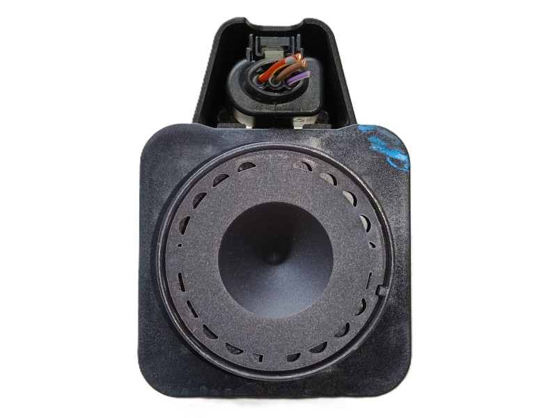 Recambio de modulo electronico para volkswagen golf 1.5 etsi mhev referencia OEM IAM 5Q0951605B 30100412 