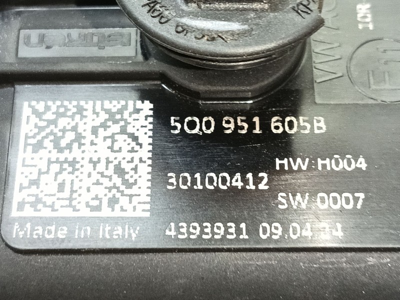 Recambio de modulo electronico para volkswagen golf 1.5 etsi mhev referencia OEM IAM 5Q0951605B 30100412 