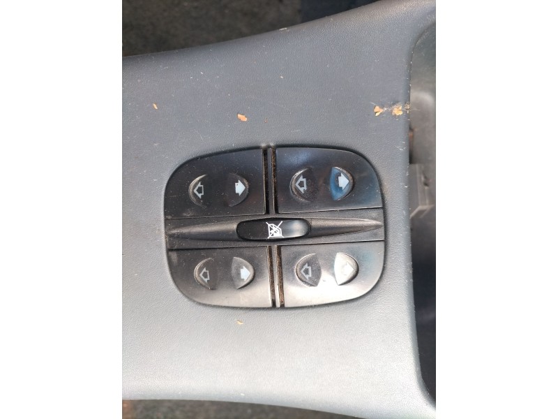Recambio de mando elevalunas delantero izquierdo para tata indica 1.4 elegance referencia OEM IAM   