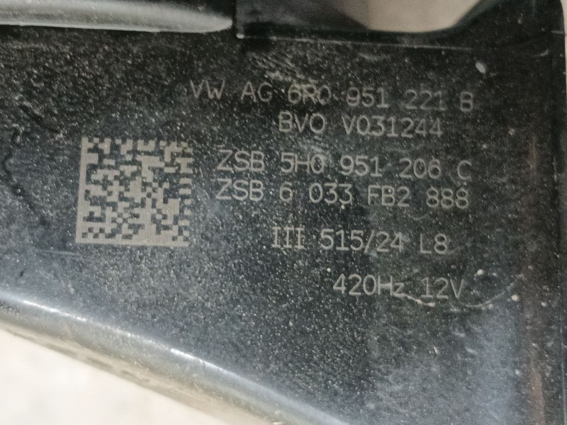 Recambio de claxon para volkswagen golf 1.5 etsi mhev referencia OEM IAM   