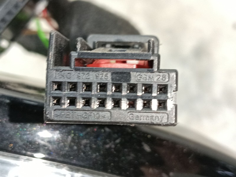 Recambio de retrovisor izquierdo para volkswagen golf 1.5 etsi mhev referencia OEM IAM 5H1857507BD9B9  