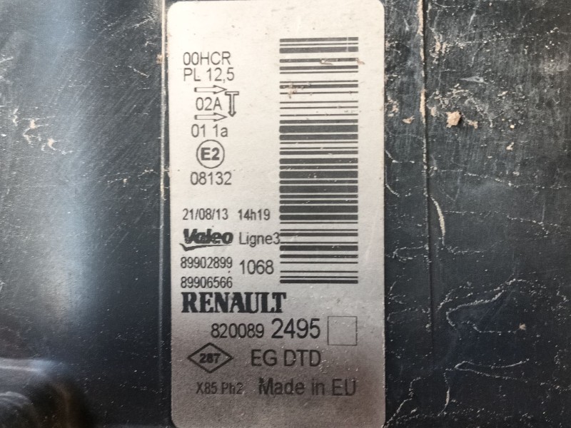 Recambio de faro derecho para renault clio iii (br0/1, cr0/1) 1.5 dci referencia OEM IAM 260104396R  