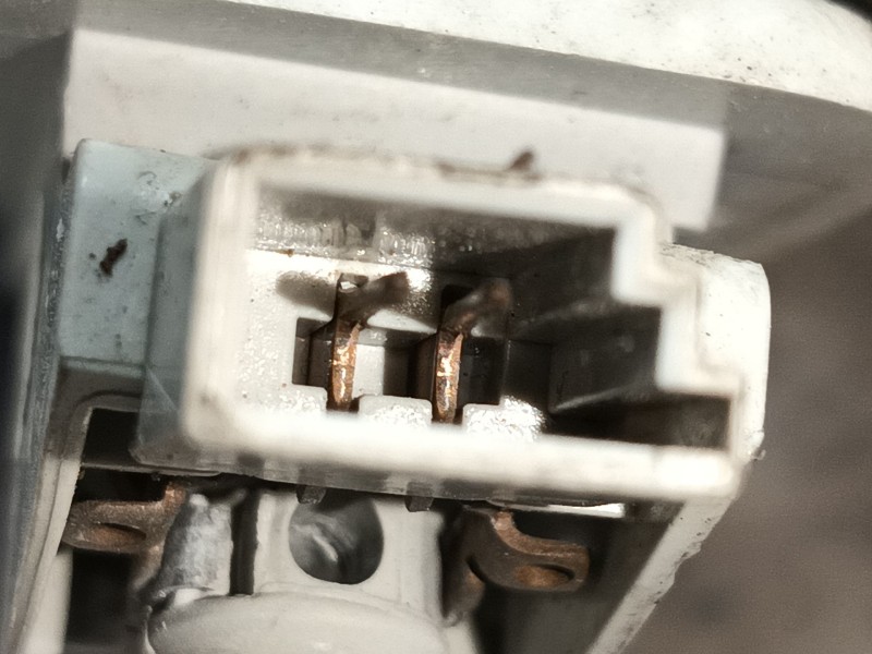 Recambio de parasol derecho para volkswagen tiguan (5n_) 2.0 tdi referencia OEM IAM 5N0857552Q2F4  