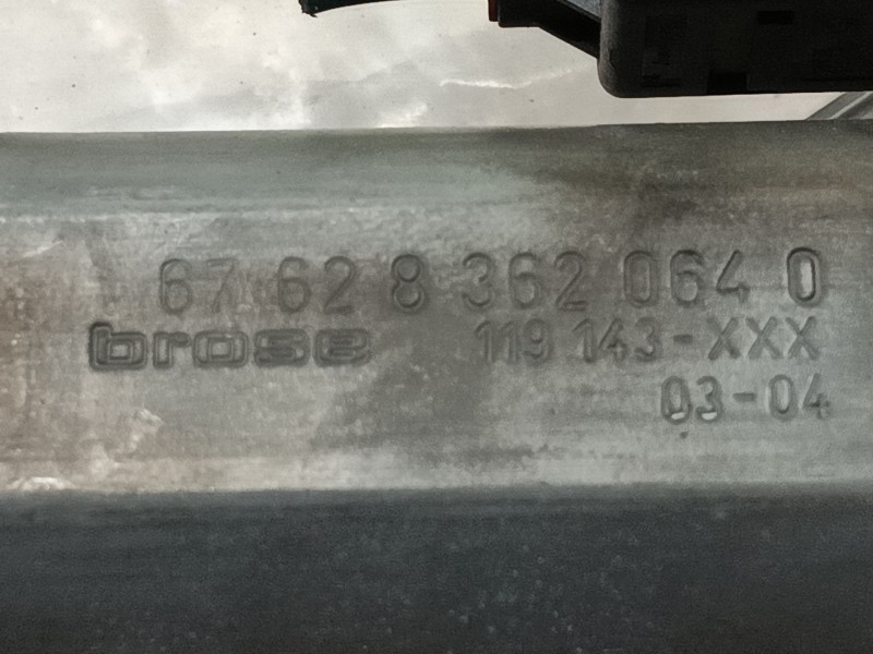 Recambio de elevalunas delantero derecho para bmw 3 (e46) 320 d referencia OEM IAM 51337020660  