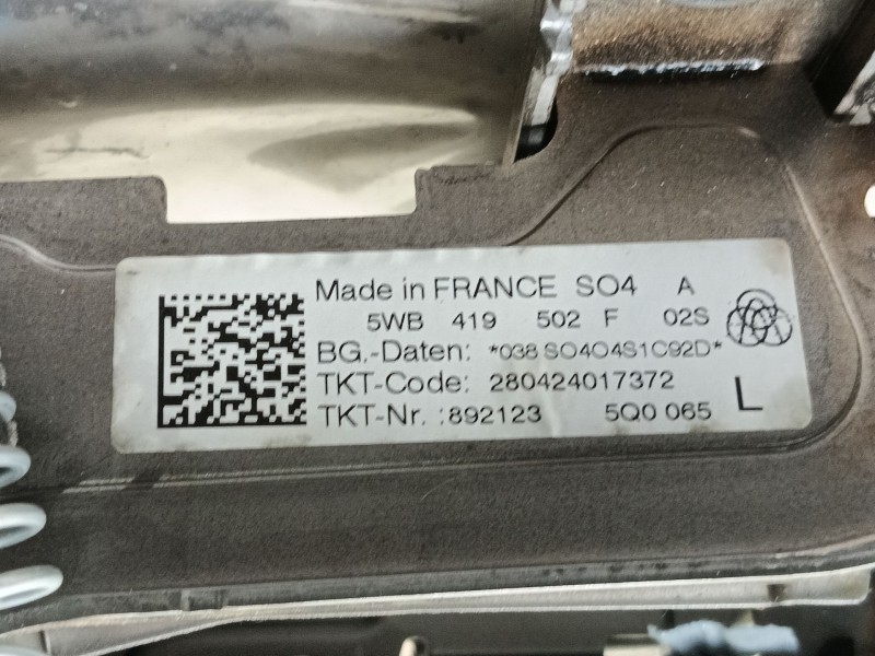 Recambio de columna direccion para volkswagen golf 1.5 etsi mhev referencia OEM IAM 5WB419502F  