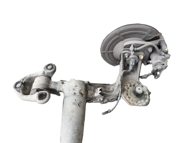 Recambio de puente trasero para opel combo tour 1.3 cdti 16v referencia OEM IAM 9199203  