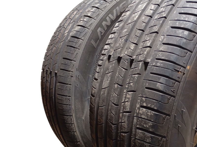 Recambio de neumatico para » otros... modelos referencia OEM IAM 185/55 R15 82V 2 LANVIGATOR
