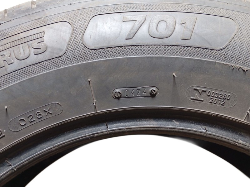 Recambio de neumatico para » otros... modelos referencia OEM IAM 235/65 R17 104V 2 TAURUS