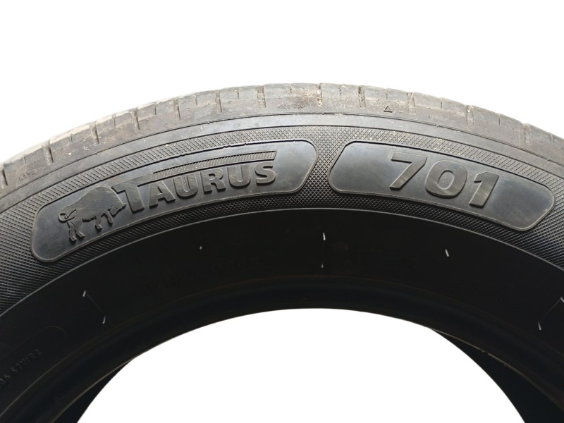 Recambio de neumatico para » otros... modelos referencia OEM IAM 235/65 R17 104V 2 TAURUS