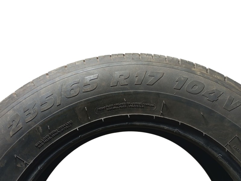 Recambio de neumatico para » otros... modelos referencia OEM IAM 235/65 R17 104V 2 TAURUS
