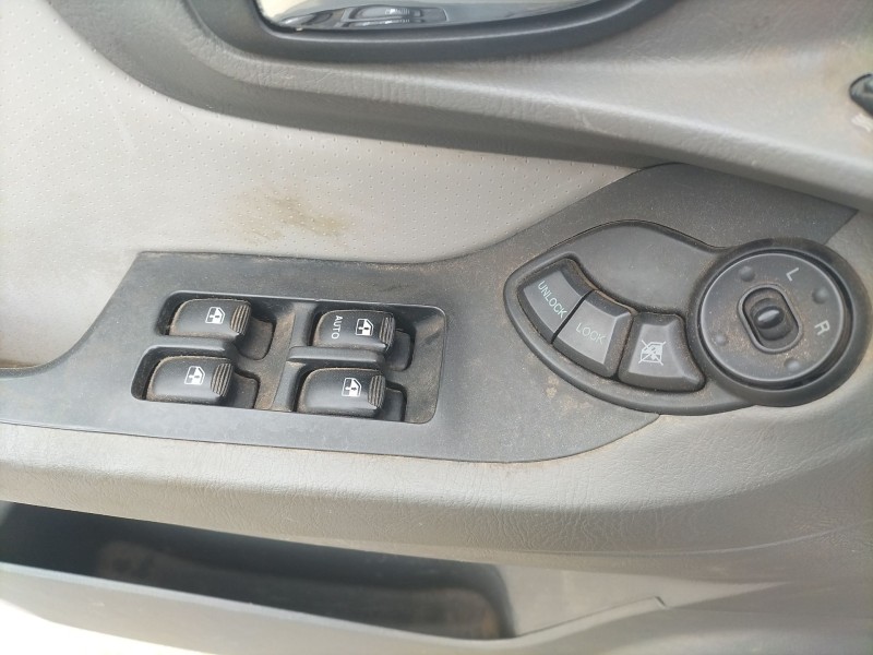 Recambio de mando elevalunas delantero izquierdo para hyundai santa fé i (sm) 2.0 crdi 4x4 referencia OEM IAM   