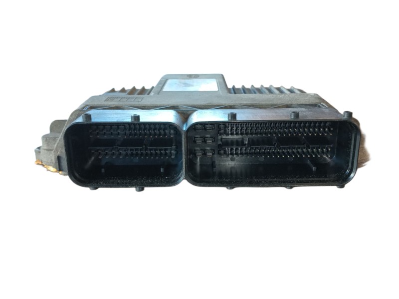 Recambio de centralita motor uce para opel combo tour 1.3 cdti 16v referencia OEM IAM  55578395 