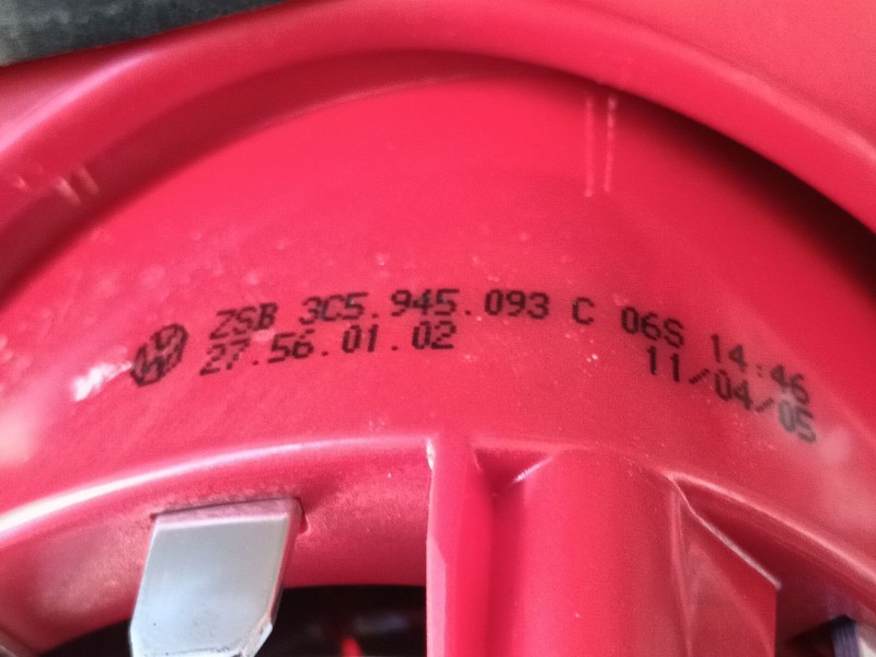 Recambio de piloto trasero izquierdo interior para volkswagen passat b6 (3c2) 2.0 tdi 16v referencia OEM IAM  3C5093C06S 