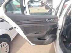 Recambio de guarnecido puerta trasera izquierda para renault megane iv hatchback (b9a/m/n_) 1.5 dci 90 (b9a1) referencia OEM IAM