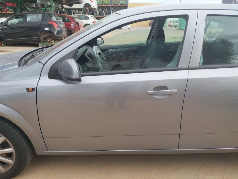 Recambio de puerta delantera izquierda para opel astra h (a04) 1.7 cdti (l48) referencia OEM IAM   